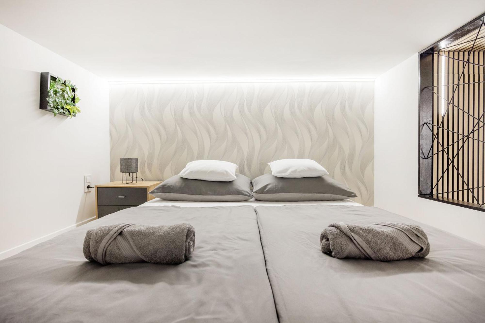 Apartment Modern Downtown Oasis *